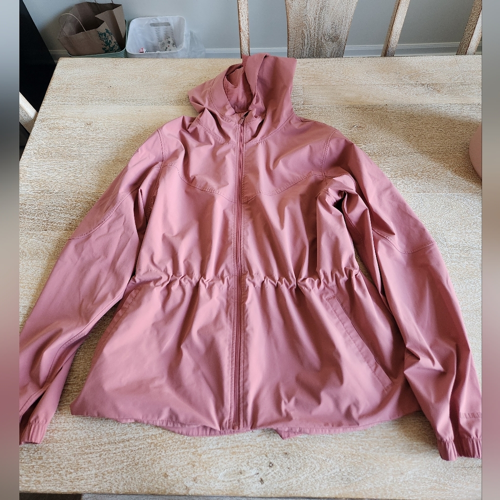 Lululemon packable water repellent jacket brier rose 14